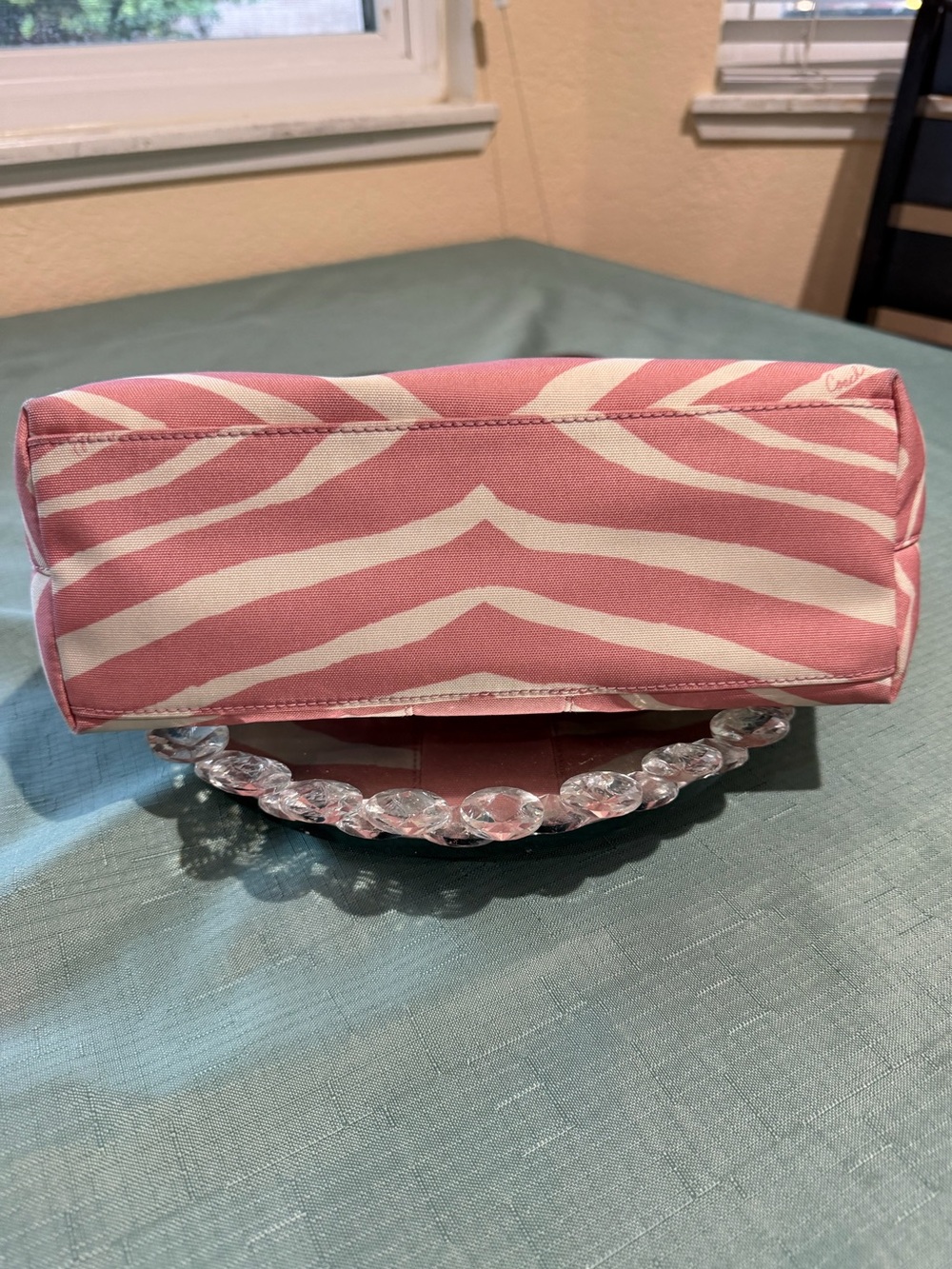 Coach Zebra-Print Tote bag with zipper. - Picture 5 of 10